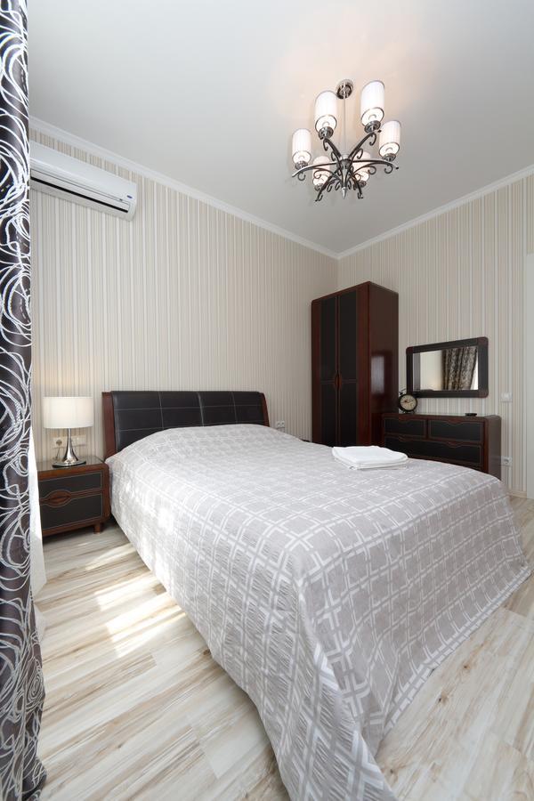 Апартаменты На Бассейной Kiev Exterior foto