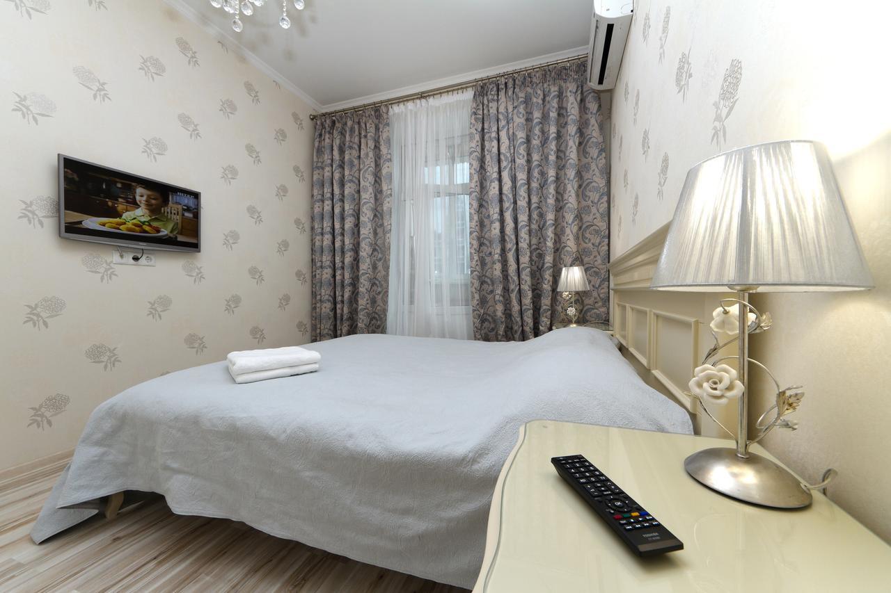Апартаменты На Бассейной Kiev Exterior foto